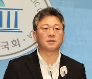 여당, 서훈 구속에 "월북 단정 명예살인…진실 낱낱이 밝혀지길"