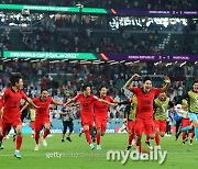 "국민들에게 기쁨을!" 눈물로 약속한 벤투호, 덕분에 축제 길어졌다 [MD카타르]