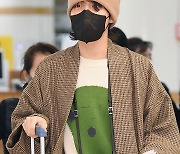 방탄소년단 제이홉 ‘공항 밝히는 호비 등장’[포토엔HD]