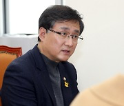 민주 김성환 "예산안 협의 불발 대비 최후의 카드 이미 준비"