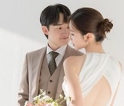 야옹이♥전선욱, 만화 찢고 나온 부부…그림같은 웨딩화보 공개