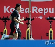 [월드컵] `괴물` 김민재, 브라질 잡는다…결전 앞두고 가벼운 러닝