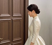 박지현, 정략결혼 현장 공개…어두운 표정 압권