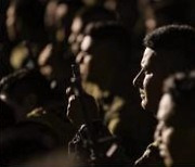 엘살바도르, 갱단 색출 위해 도시 봉쇄…군인 1만명 동원