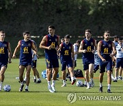 모로코와 16강 경기 앞둔 스페인 축구 대표팀 선수들