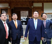 尹대통령, 김기현과 최근 만찬 회동…與의원들과 잇단 스킨십