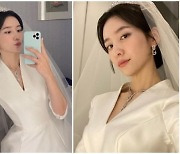박지현, 면사포 쓰고 '범접불가' 비주얼 과시…청순·세련美 가득