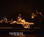 '2022 올해의 연극 베스트3'에 김우옥 연출 '겹괴기담' 등 3편