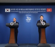 尹 "韓-베트남, 투자 활성화 위해 정부 적극 지원"