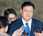 임동호 前민주당 최고위원 "文청와대가 공공기관장 제안"… 법정서 증언