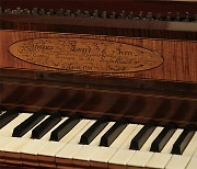 [안종도의 음악기행 ＜67＞ 19세기를 풍미한 피아노, 세바스티앵 에라르(Sébastien Érard)] 섬세한 기교의 실현…담백하면서도 밝은 오리지널리티