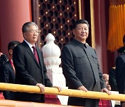 [지평선] 중국 지도자 추모와 정치격변