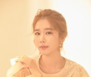 유인나,'보라! 데보라' 출연 확정…연애 코치+스타 작가役