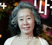 윤여정, 5년 함께한 후크엔터와 계약 종료 [전문]