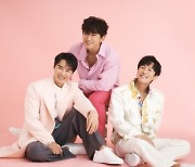 신화 WDJ, 전례 없는 ‘철파엠’ 라디오 쇼케이스...기대감 UP