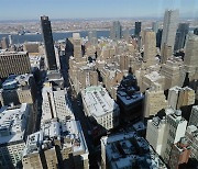 건물 운영비는↑·임대료는↓… 뉴욕 맨해튼 좀비사무실 급증