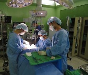 유럽 전역 전전하던 이스라엘 ‘사경’ 청년, 부산 온종합병원서 수술 성공