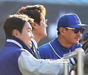장종훈·이종열·박용택 등 레전드 모였다, KBSA ‘엄마와 함께 배우는 야구학교’ 개최