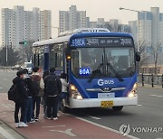 [톡톡 지방자치] "시내 전역의 역세권화"…안산 도심순환버스 '호응'
