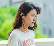 '아하아' 김설현·임시완, 먹구름 낀 분위기…신은수 수술에 충격