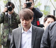 [전문] 박유천 前 매니저, 횡령 혐의 '불송치' 처분…"오명 벗기 위해 싸워"