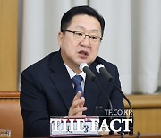 이장우 대전시장 "실내 마스크 착용 여부 자율로 해야"...