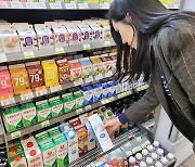 CU, '밀크플레이션'에 PB 우유·가공유 30% 할인
