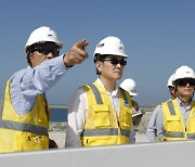이재용 삼성전자 회장, UAE 원전 건설현장 방문…임직원 격려