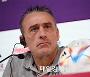S. Korea’s national football team coach Bento to leave Korea