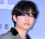tvN "방탄소년단 뷔 '서진이네' 출연? 현재 확인 중" [공식]