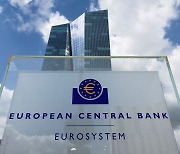 ECB 핵심 인사 “유로존 인플레 정점 가능성…금리인상 속도조절 필요”