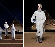 디올 2023 가을 남성 패션쇼, 이집트 카이로에서 열려