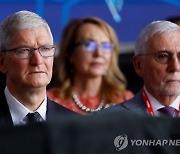 애플 CEO "TSMC 애리조나 공장 반도체 사용하겠다"