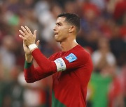 포르투갈 팬들은 변함없이 “호날두”를 외쳤다