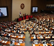 민주, 12월 임시국회 소집요구서 제출…"예산안 처리 대비"