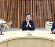 김동연 경기지사 "산하기관 기강해이, 실국 '연대책임' 경고"