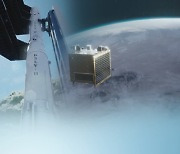 과기부‧방사청, '저궤도 위성통신' 개발 협력…업무협약 체결