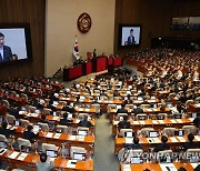 민주, 12월 임시국회 소집요구서 제출…"예산안 처리 대비"