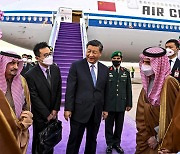 사우디, 바이든과 다른 시진핑 대우…“양국 34건 투자협정”