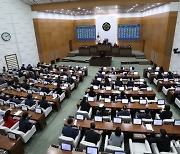 서울시 의회, 시교육청 필수 예산 등 5688억 대거 삭감