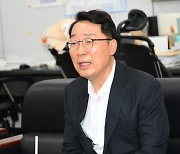 '이재명 친건 이낙연' 개딸들 퍼진 카드뉴스…윤영찬 "법적조치"