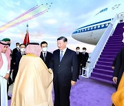 ‘페트로 인민폐’ 시대 오나…사우디 방문 시진핑, 39조원대 통큰 구매