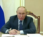 푸틴, 본토 피격에 또 핵 위협…美 “무책임한 발언”