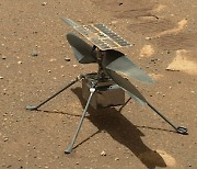 화성 무인헬기, 14m 떴는데 축제 분위기인 까닭