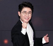 영탁, 스타랭킹 男트롯 2위 등극..대단한 인기 여전