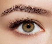 시력에도 영향을 미치는 '안검하수', 눈매교정수술을 받아야 하는 이유