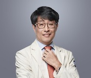 서울성모병원 드림팀... '소아심장수술 명의' 이철 교수