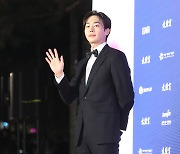 '장르만 로맨스' 무진성, 신인상 수상…"진심으로 연기하겠다" [대종상]
