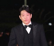 [E포토] 박지환, '멋지게 턱시도 차려입고'