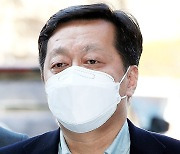 '이재명 측근' 정진상 재판 넘겨지자…민주 16일만에 사표 수리